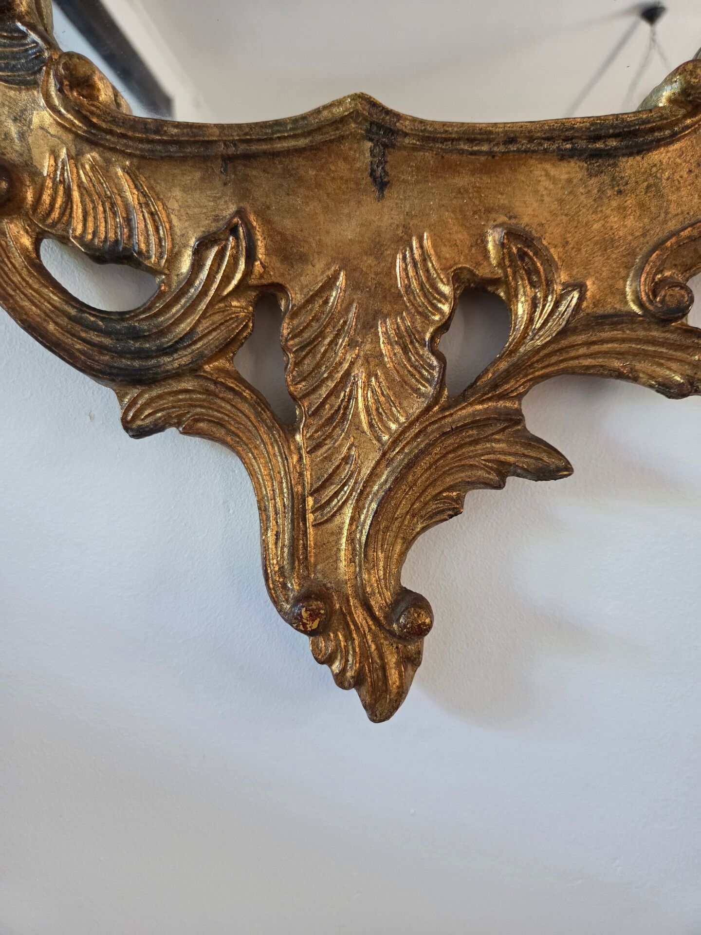 Miroir baroque en bois doré