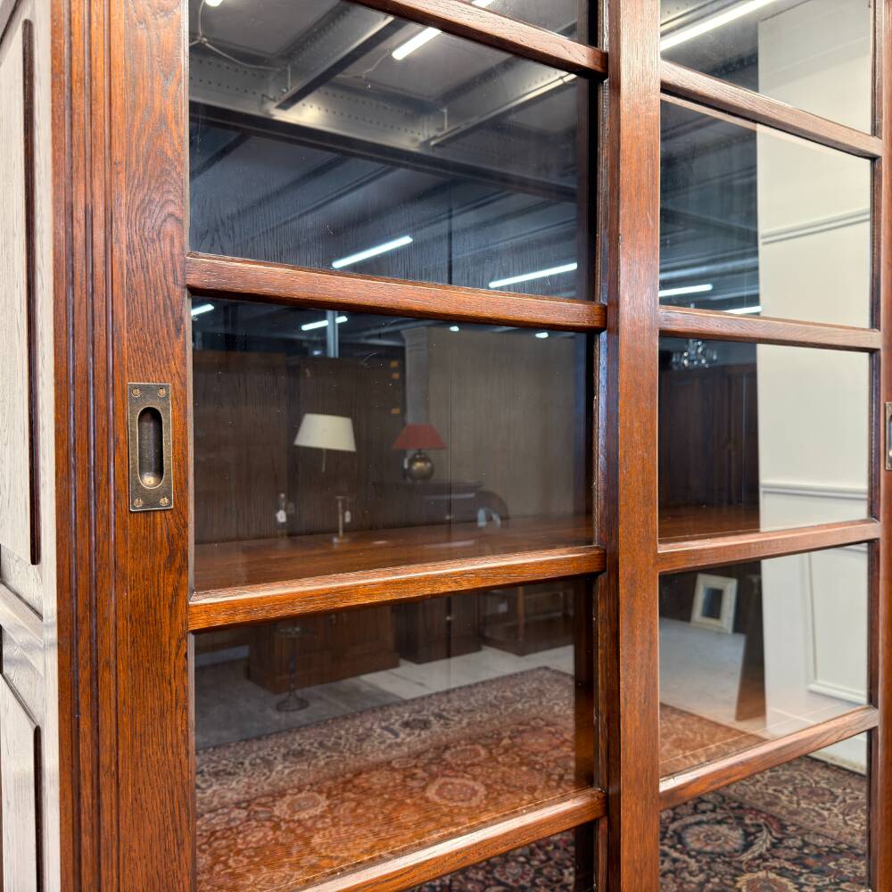 Classic English Bookcase with Glass Sliding Doors
