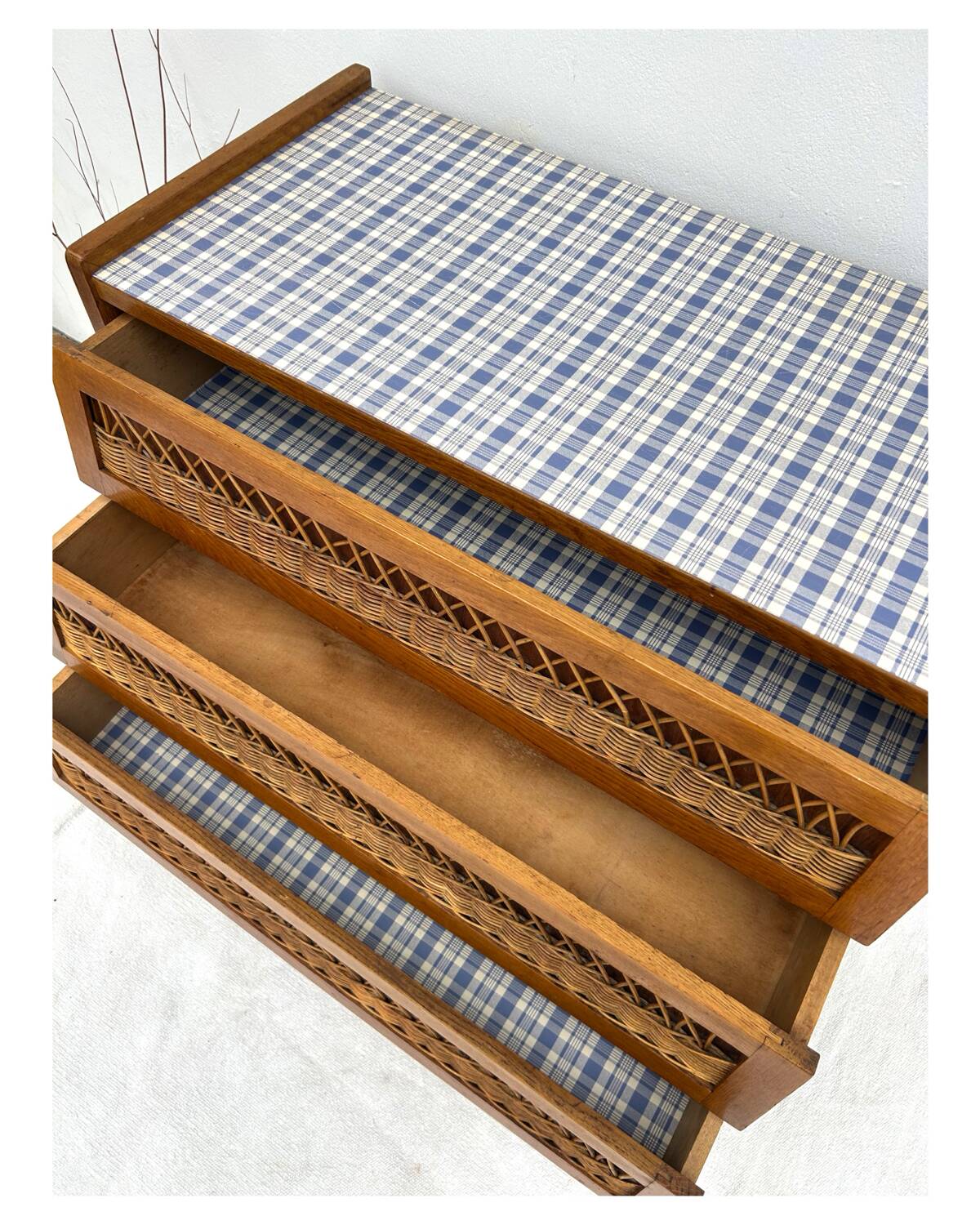 Vintage rattan chest of drawers