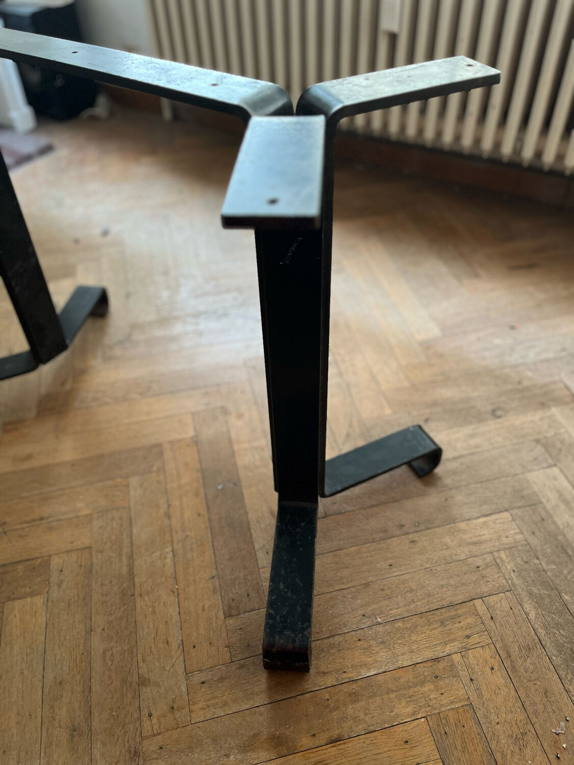 Table Charlotte Perriand