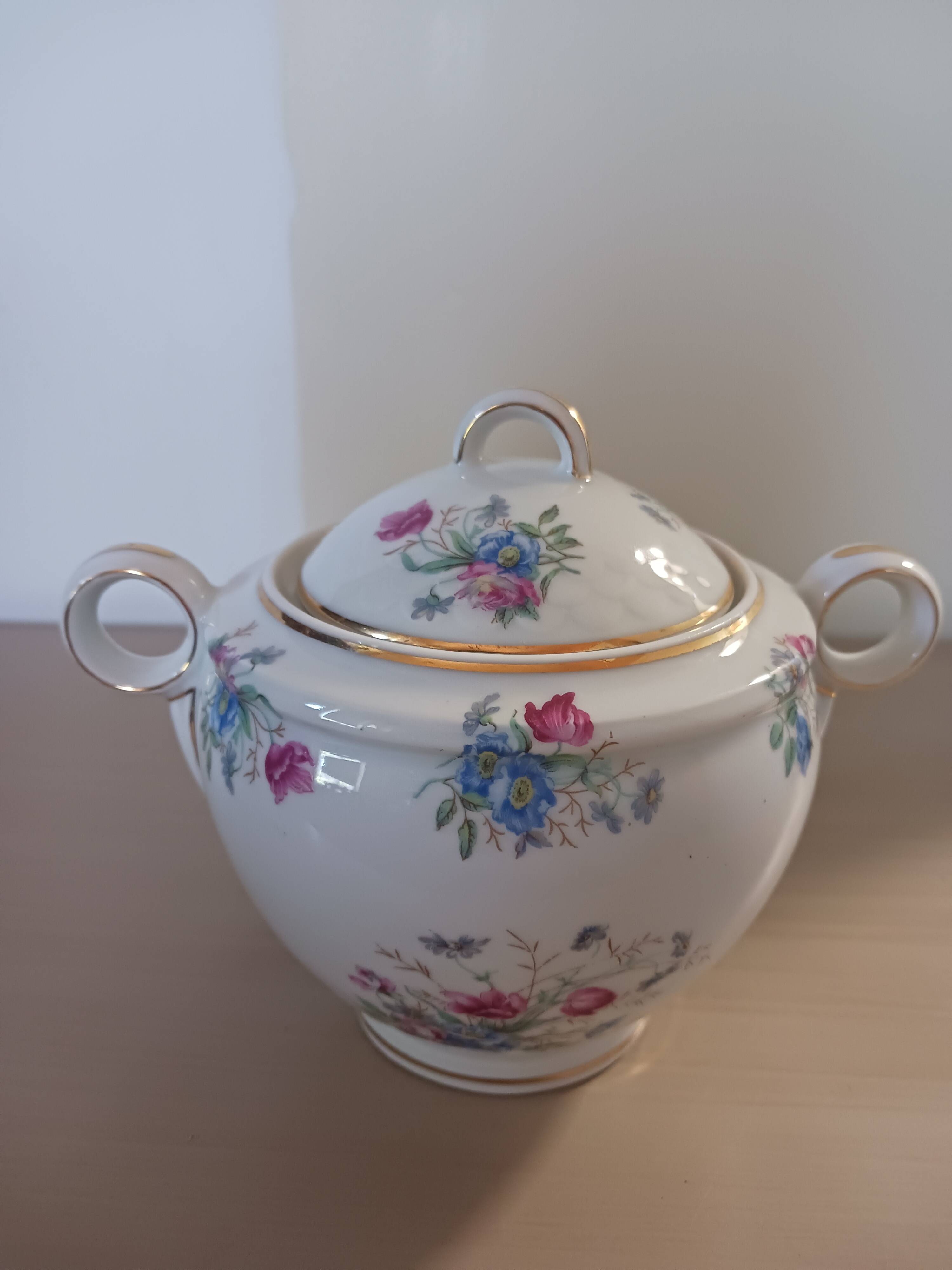 Haviland Limoges porcelain sugar bowl
