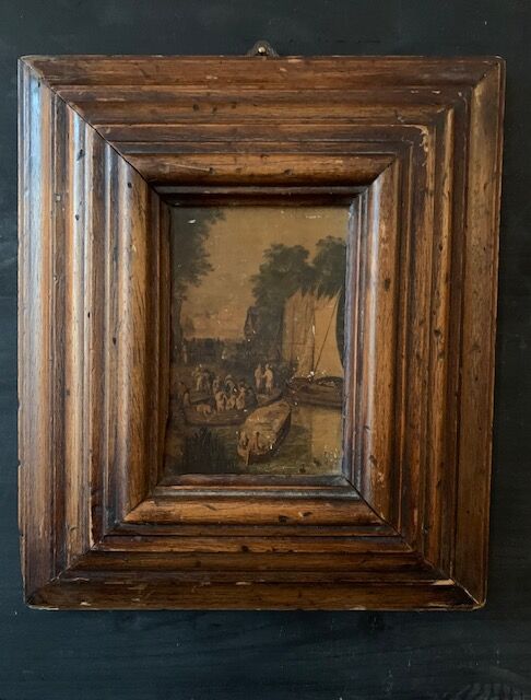 Vintage wooden Huguenot frame