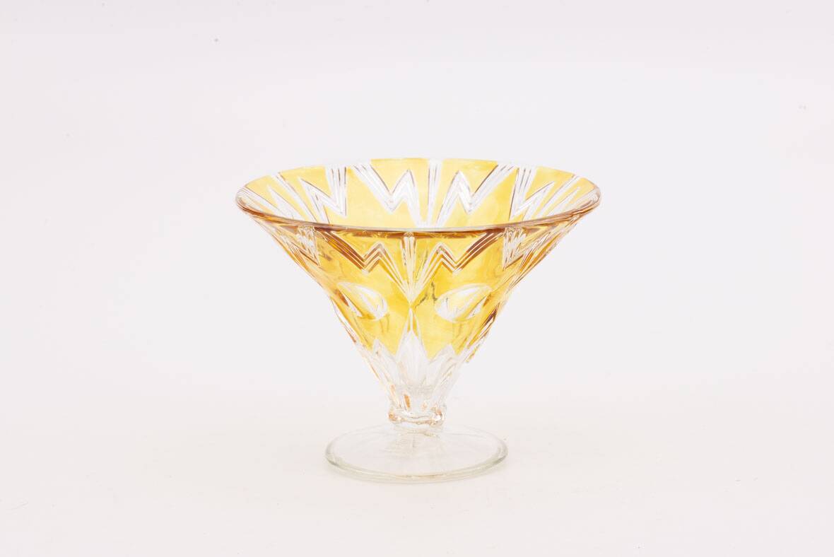 Vintage amber yellow glass coupe - Art Deco style - height 13.5 cm