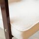 Fauteuil vintage bouclé blanc model 366 by Chierowski
