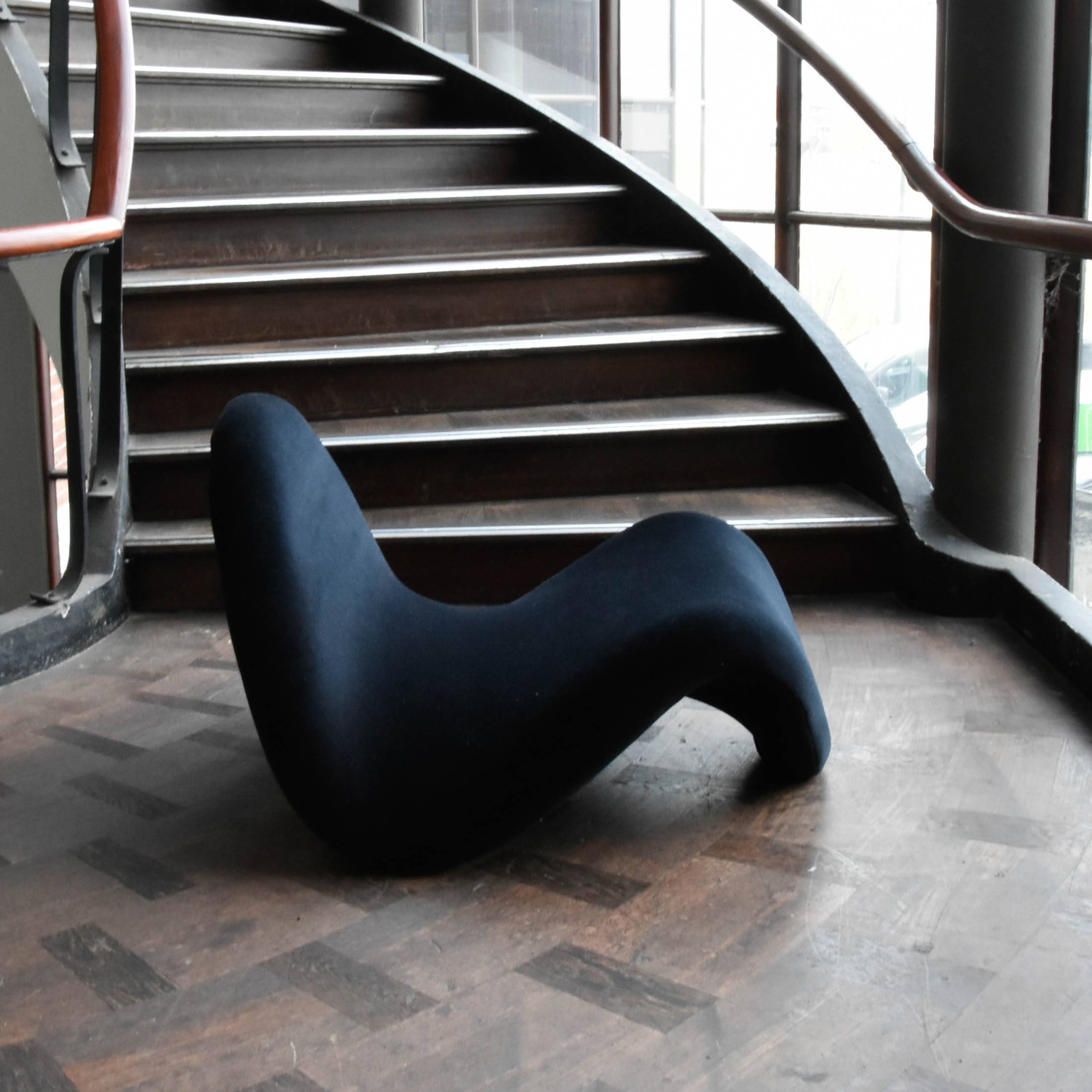 Artifort Tongue Chair