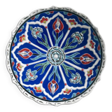 Decorative plate in glazed ceramic