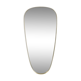 Mirror and free-shape brass contour