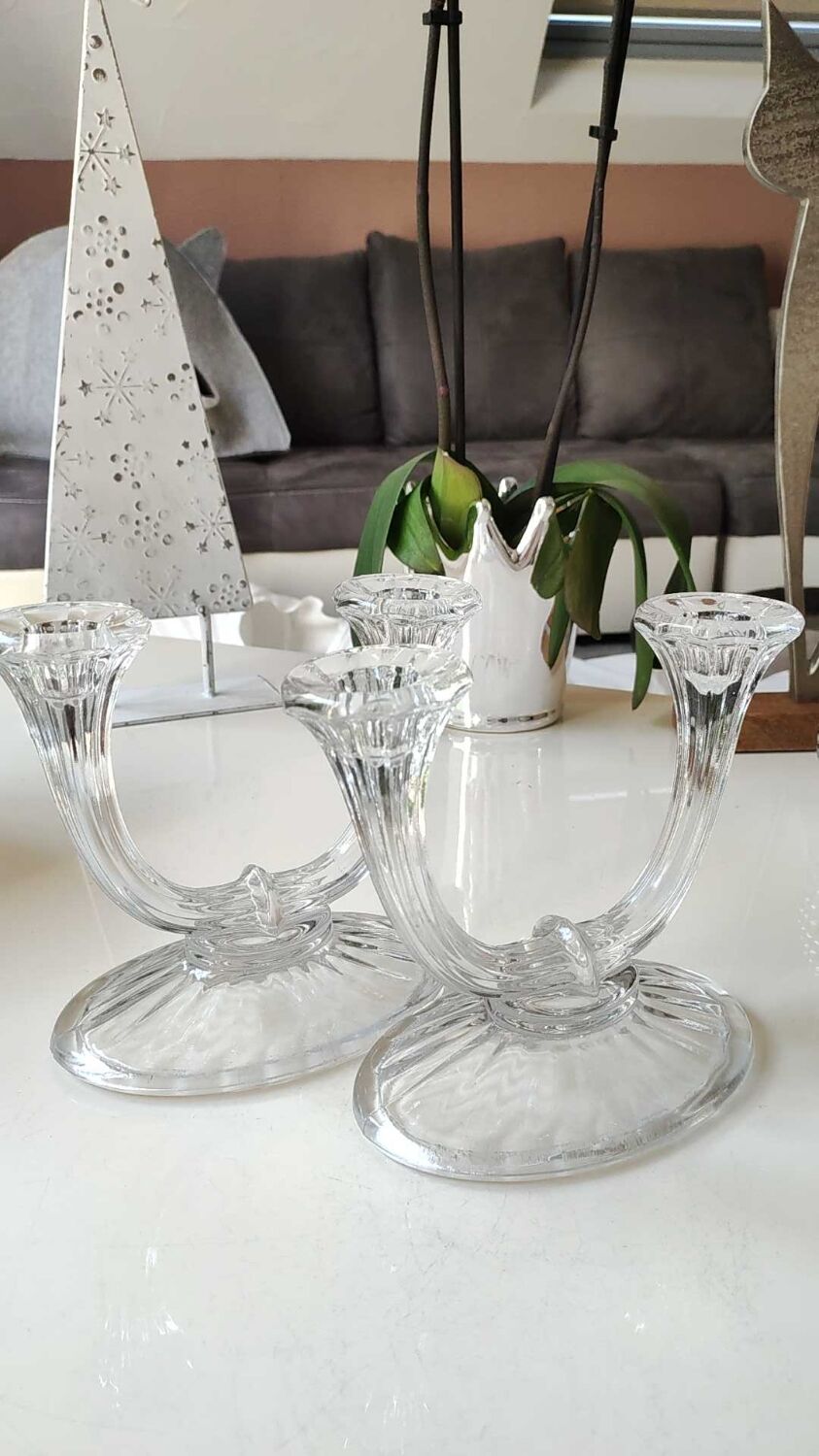 Pair of art deco candlesticks with 2 flames, molded crystal