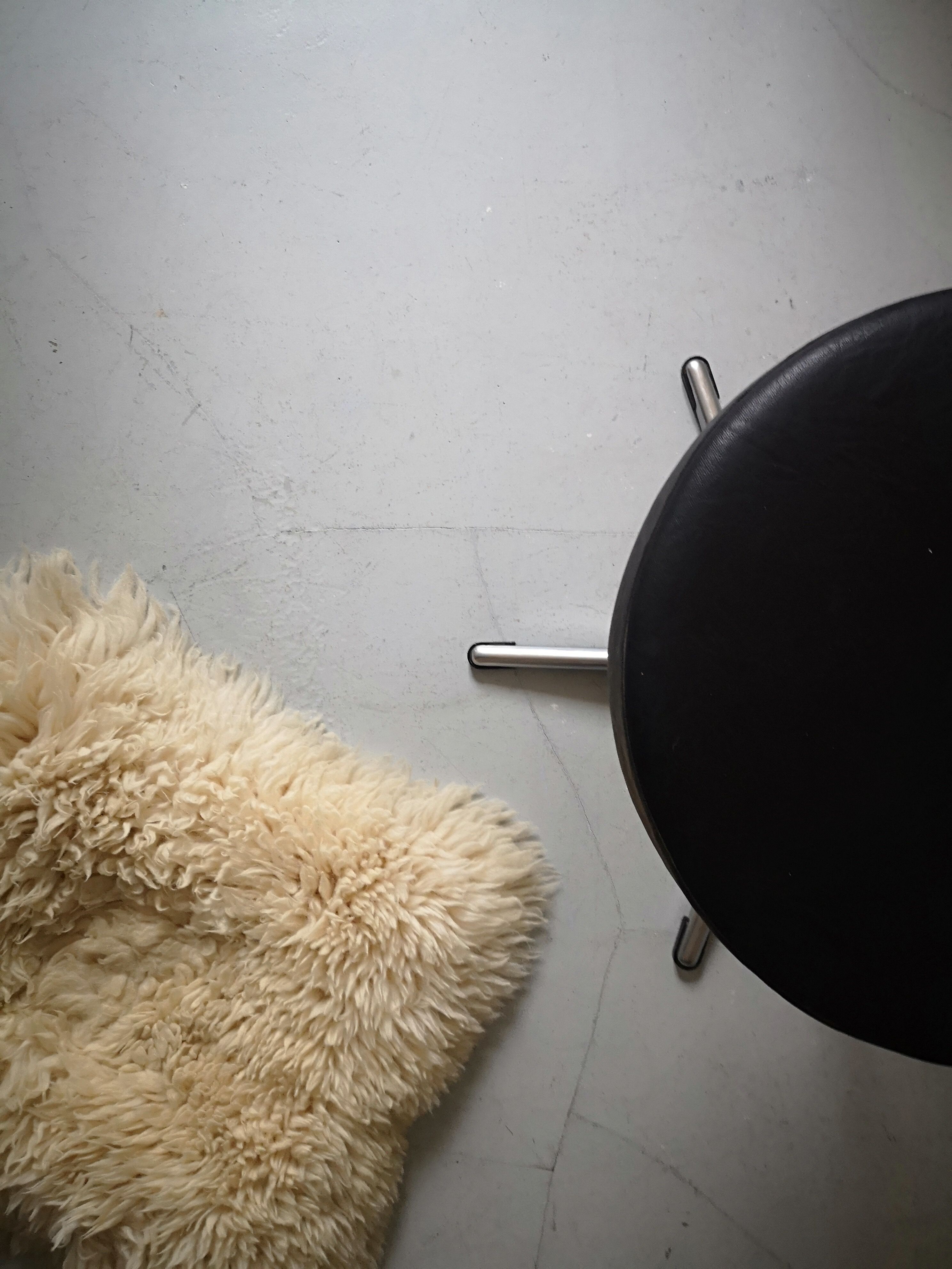 Low rotating stool star pietement in imitation black leather, 1970