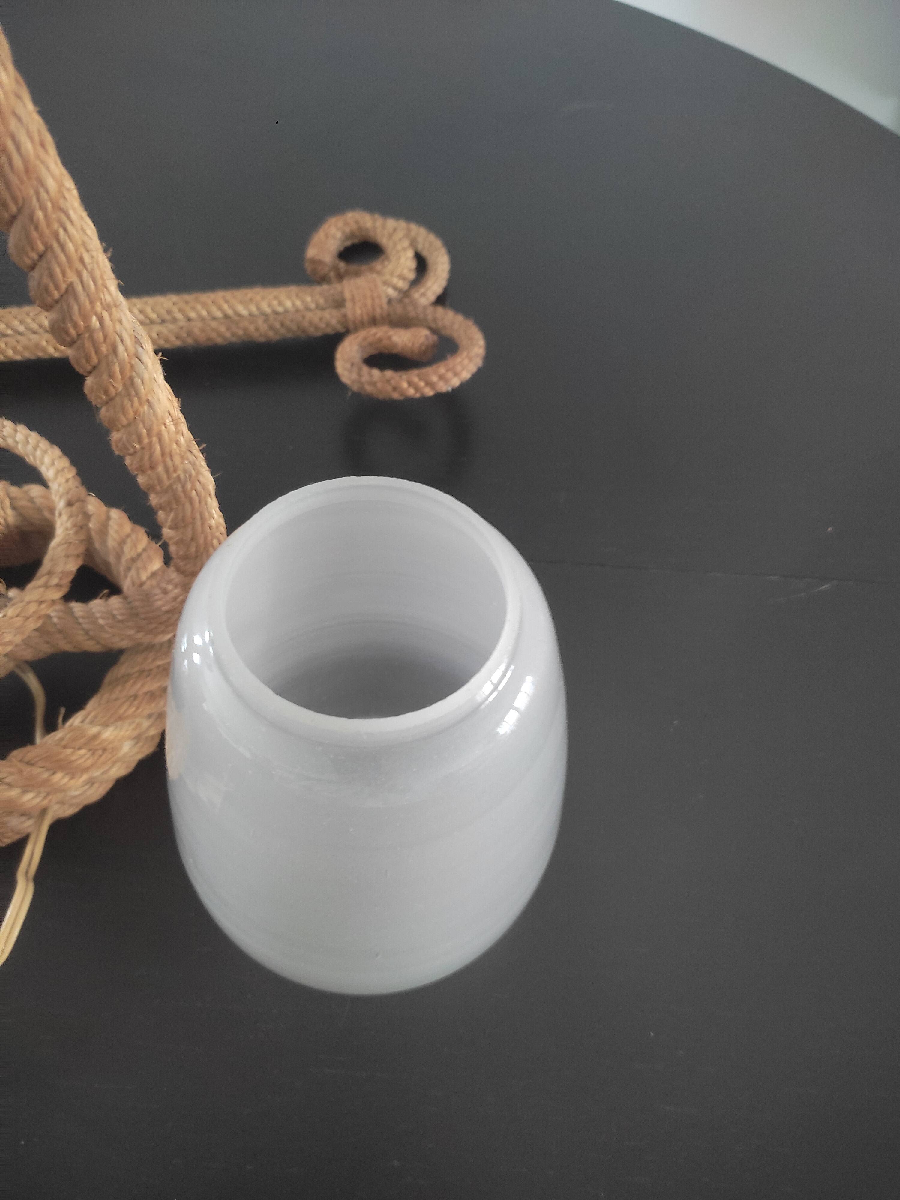 Rope wall lamp