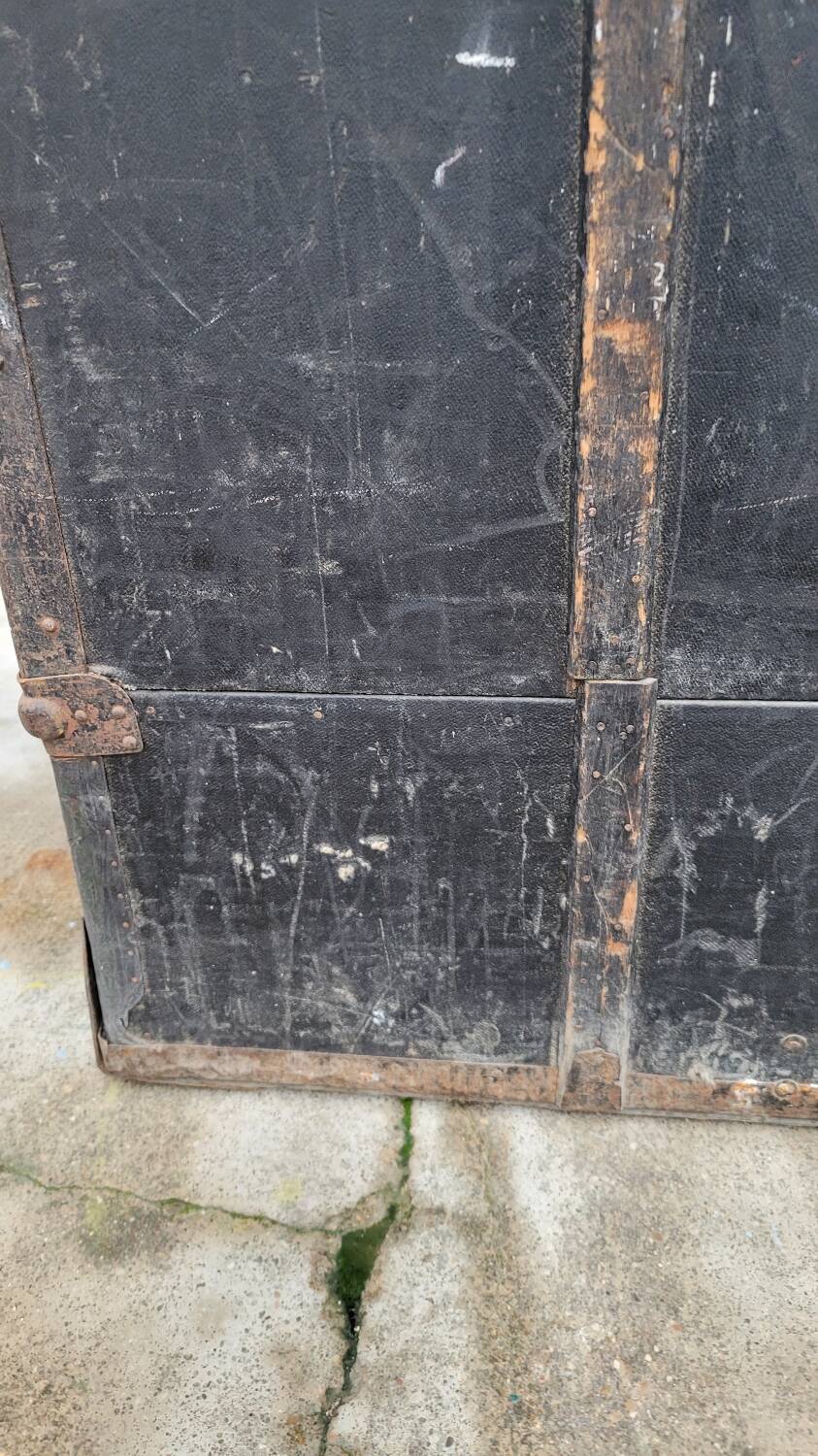 Malle cabine de la marque "La Malle Bernard" Paris -1900s