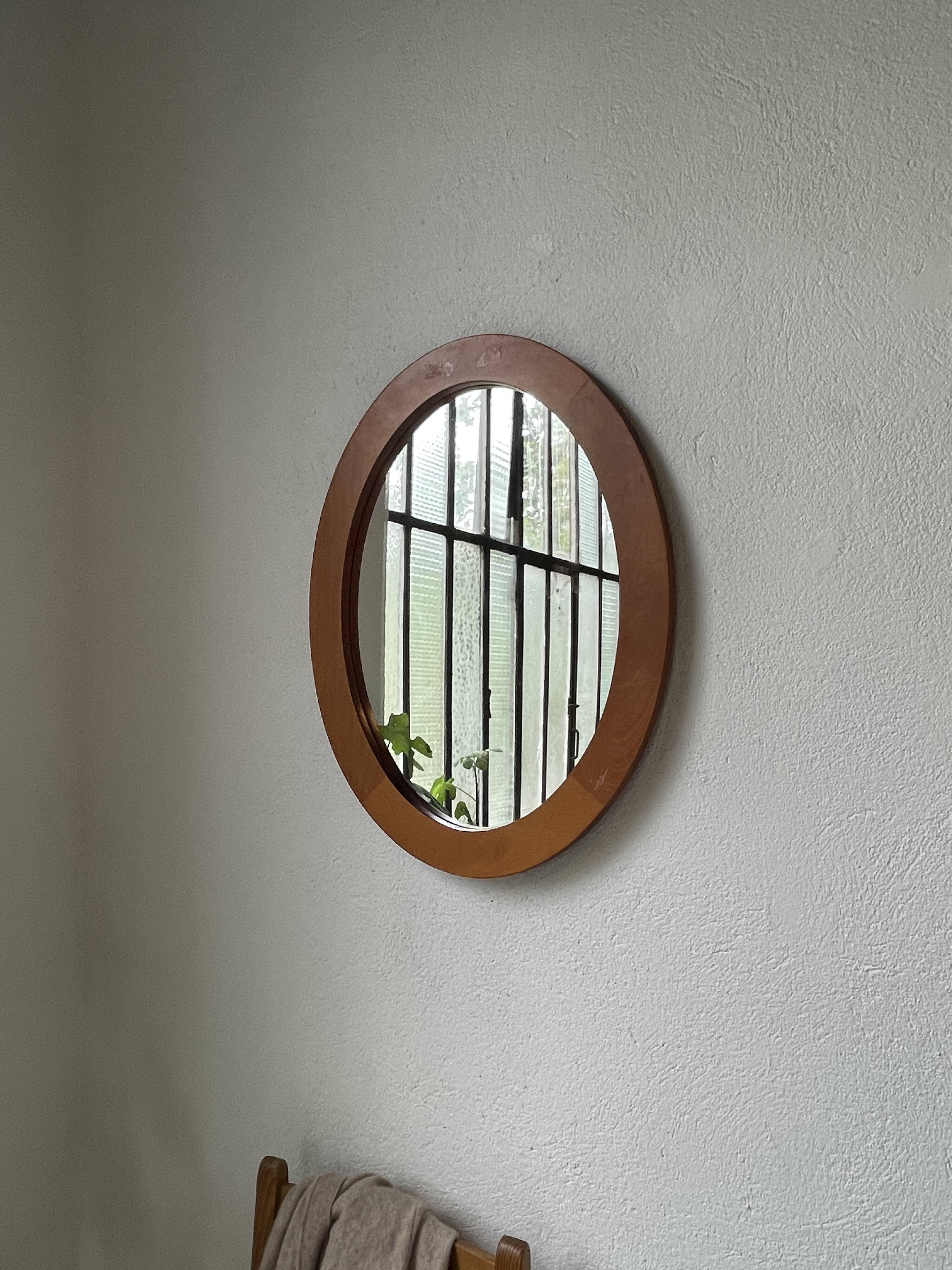 Oval cherry mirror