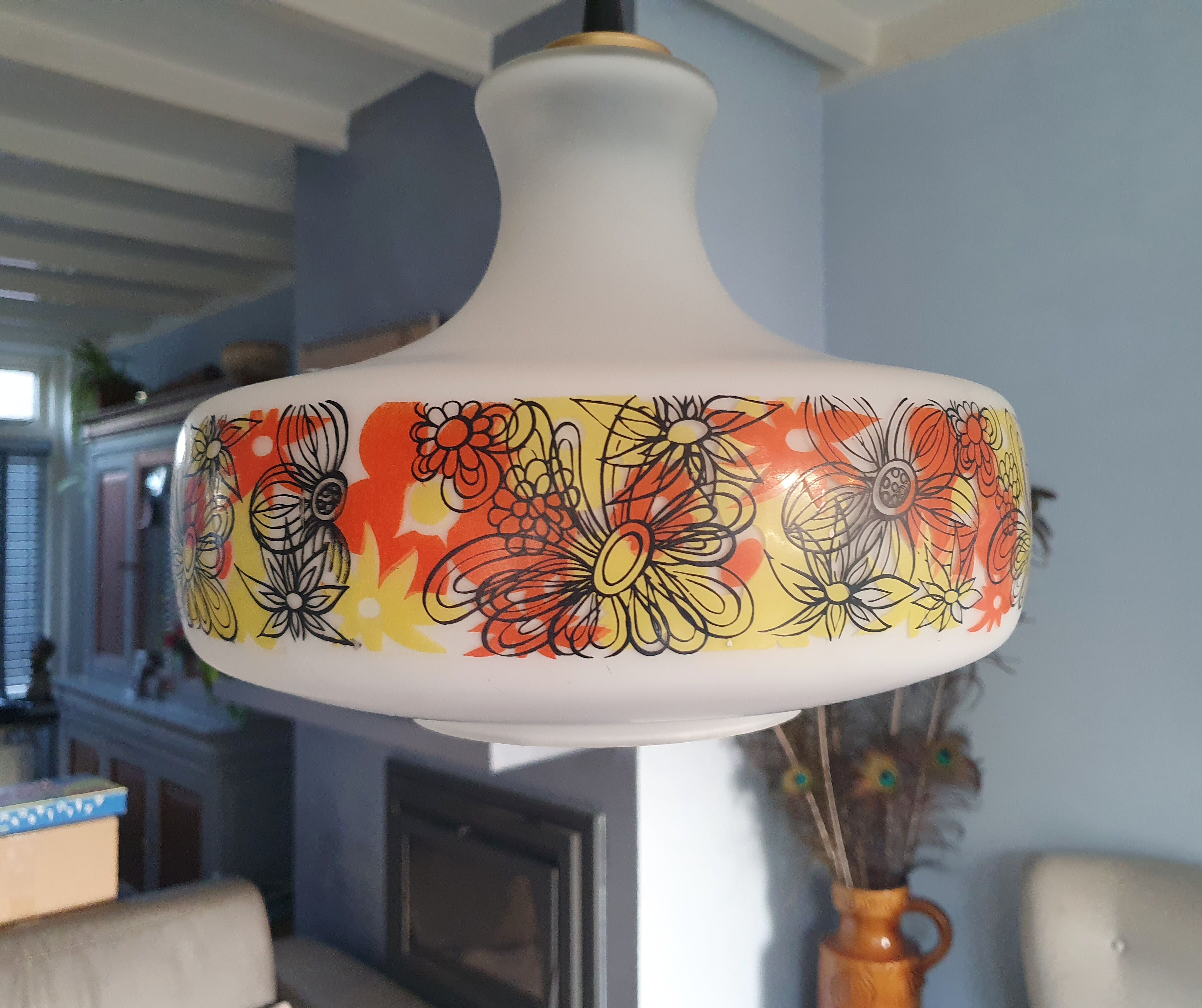 Retro flowerprinted pendant light, '70s