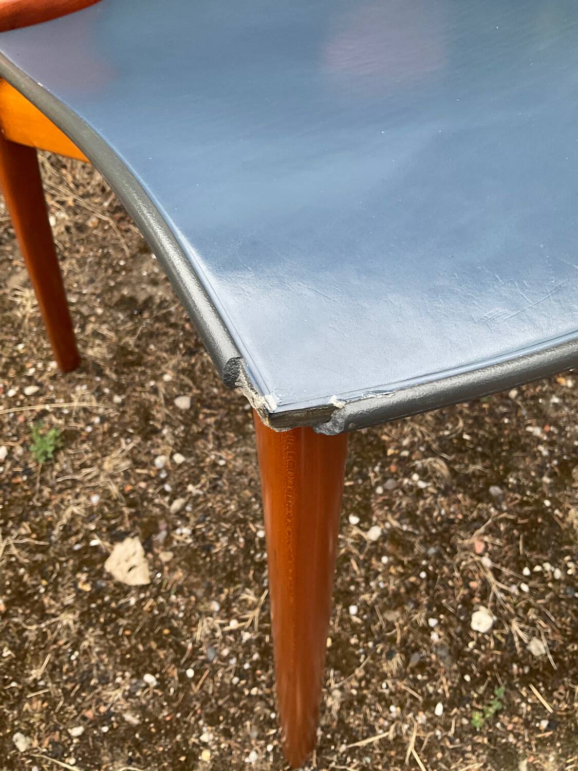 Série de 6 chaises Cassina par Josep Llusca