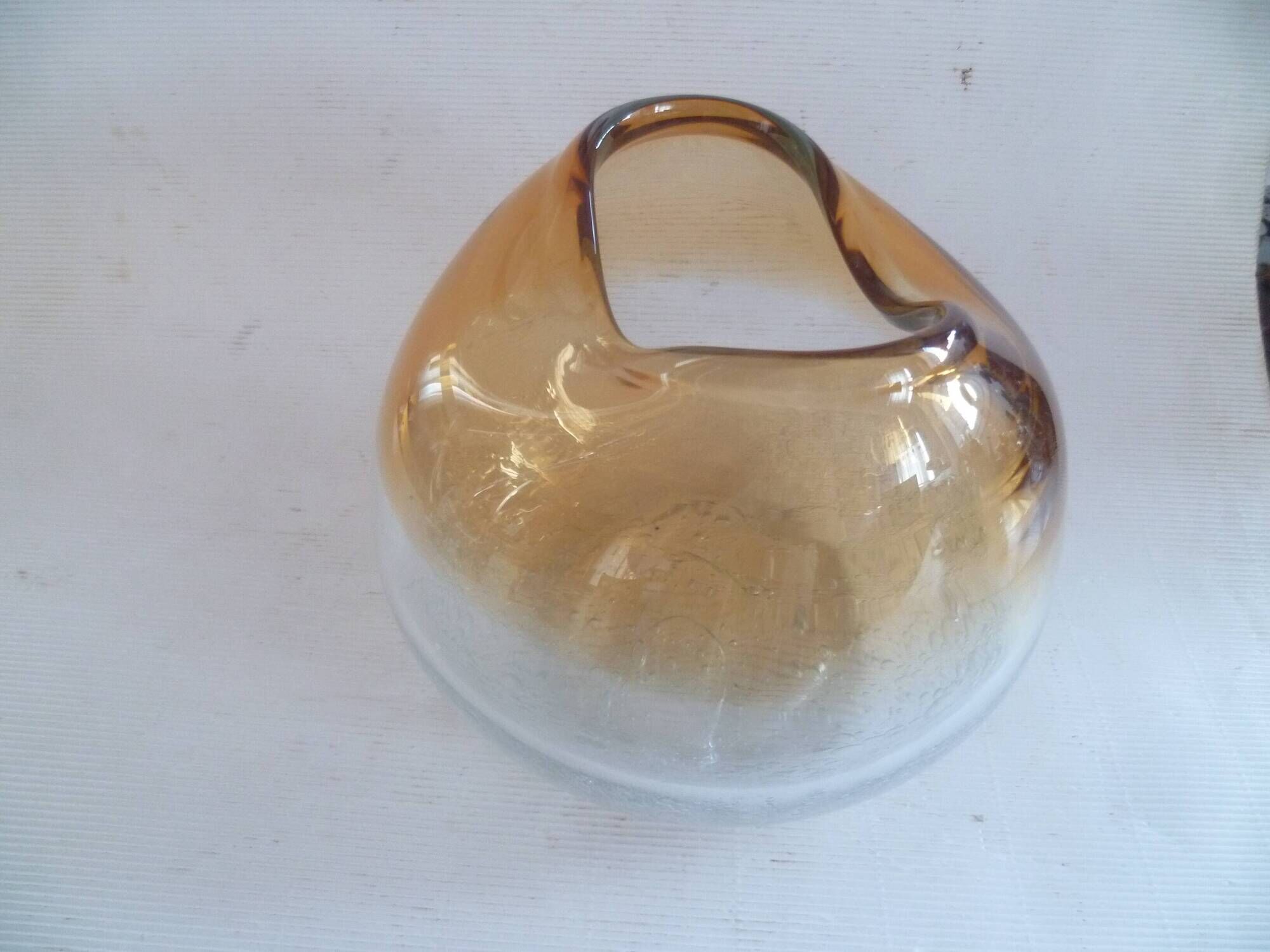 Murano bowl design ...guillemot...amber/transparent glass paste bul