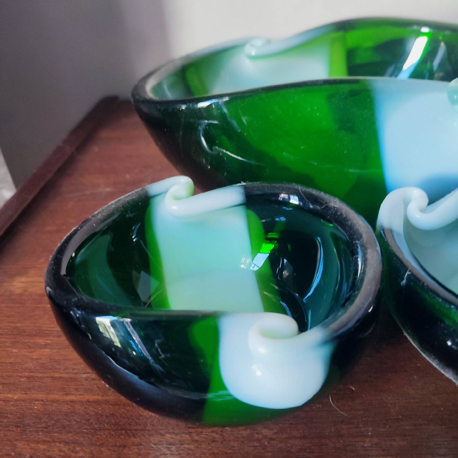 Murano glass salad bowl and ramekins