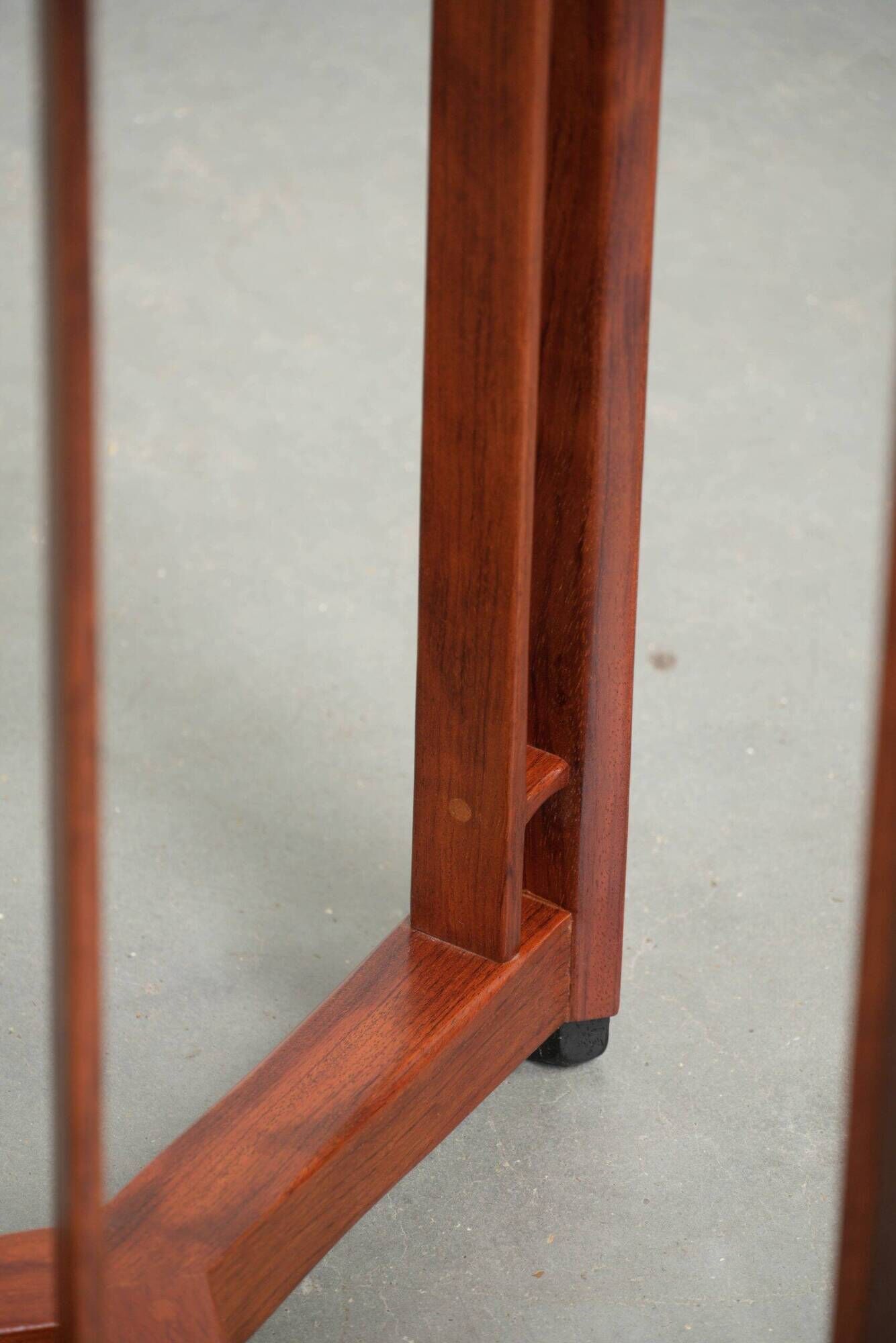 Tall Art Deco design side table with removable top