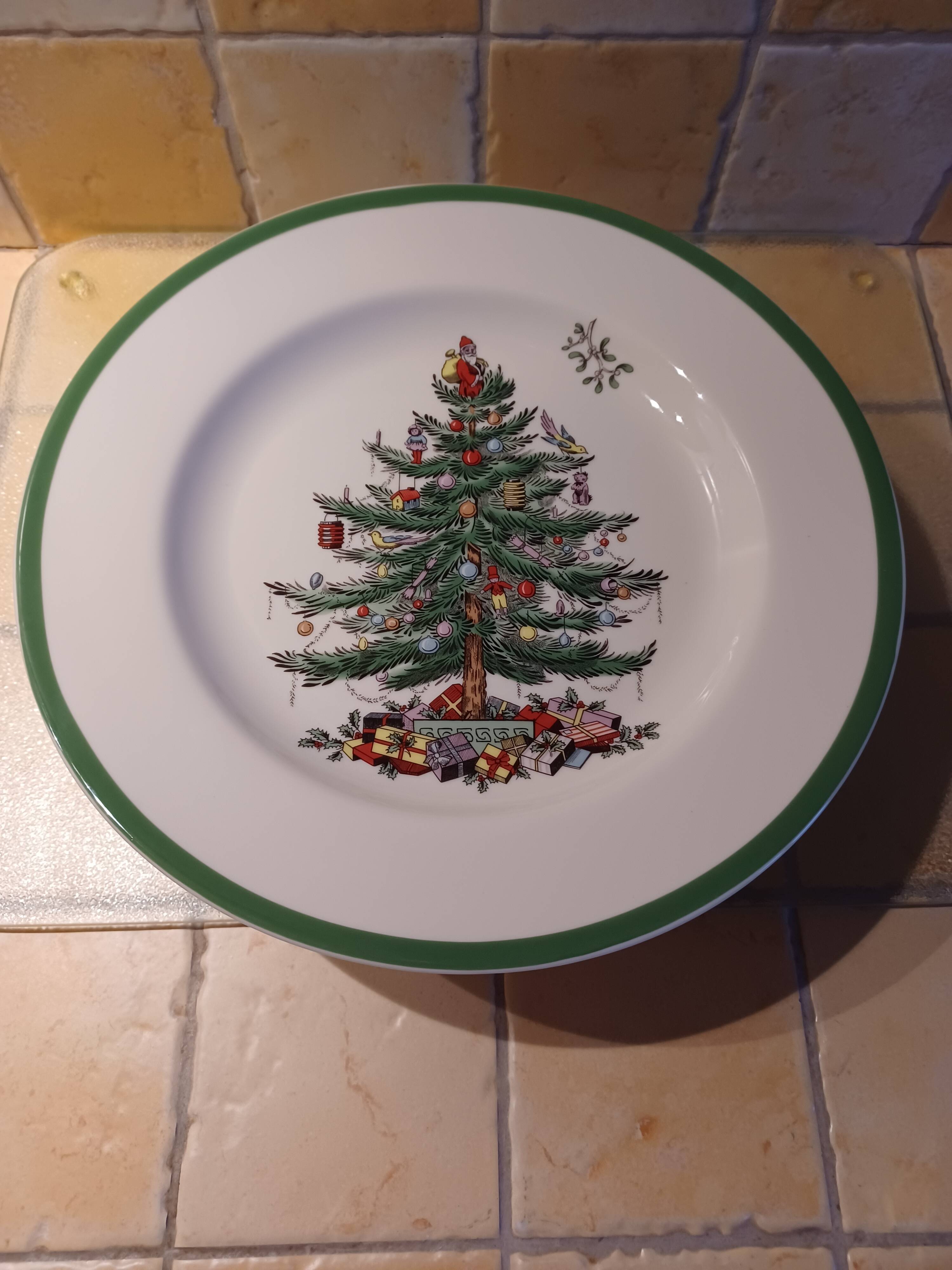 Christmas cake plate (on foot)
