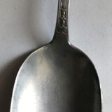 Housewife 12 silver metal table covers