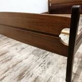 Lit en palissandre scandinave