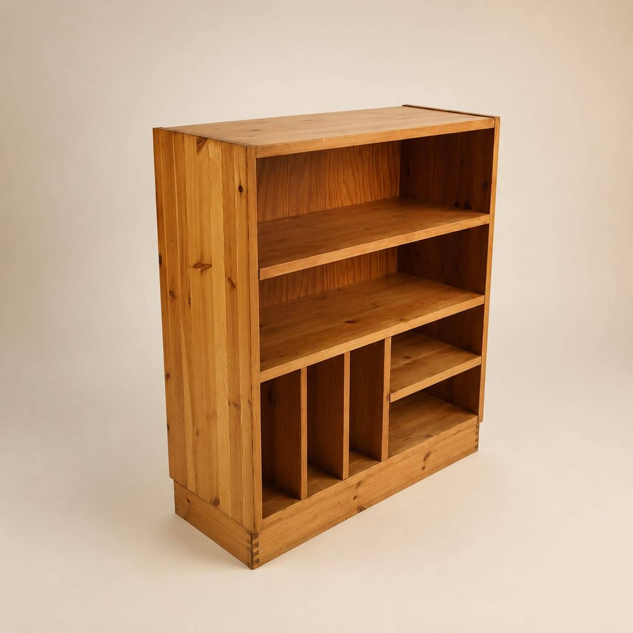 Maison Regain style pine audio cabinet, 1970s