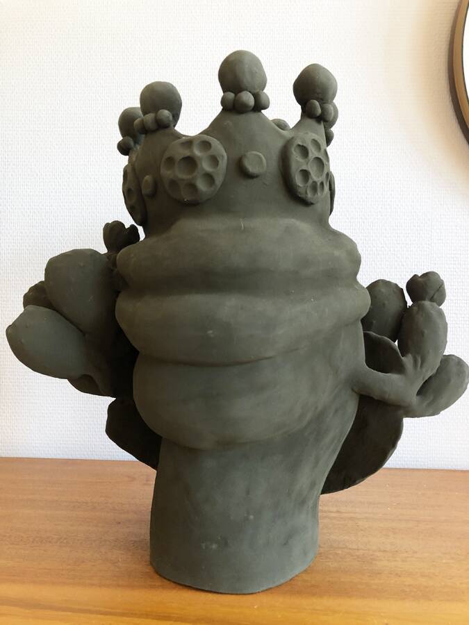 Crowned head in ceramic by Stefania Boemi – Sicily, Italy