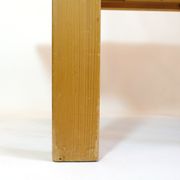 Table à manger en pin à rallonges des années 1980.