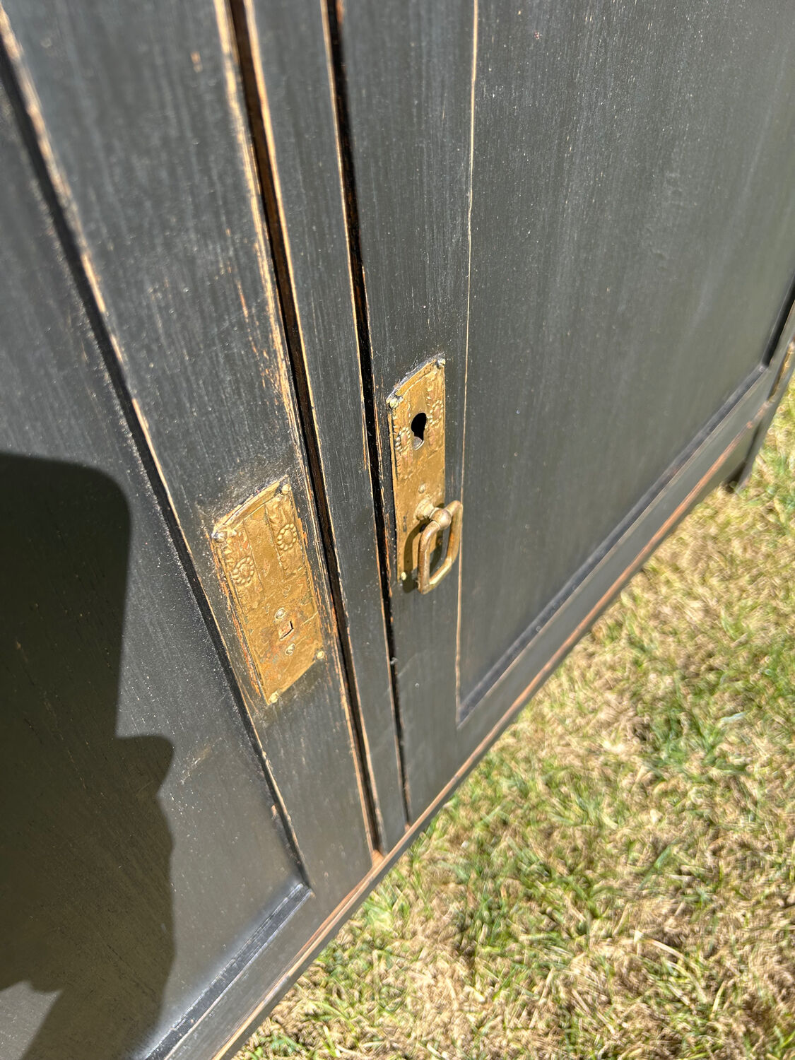 Large vintage Parisian sideboard from the 1930s