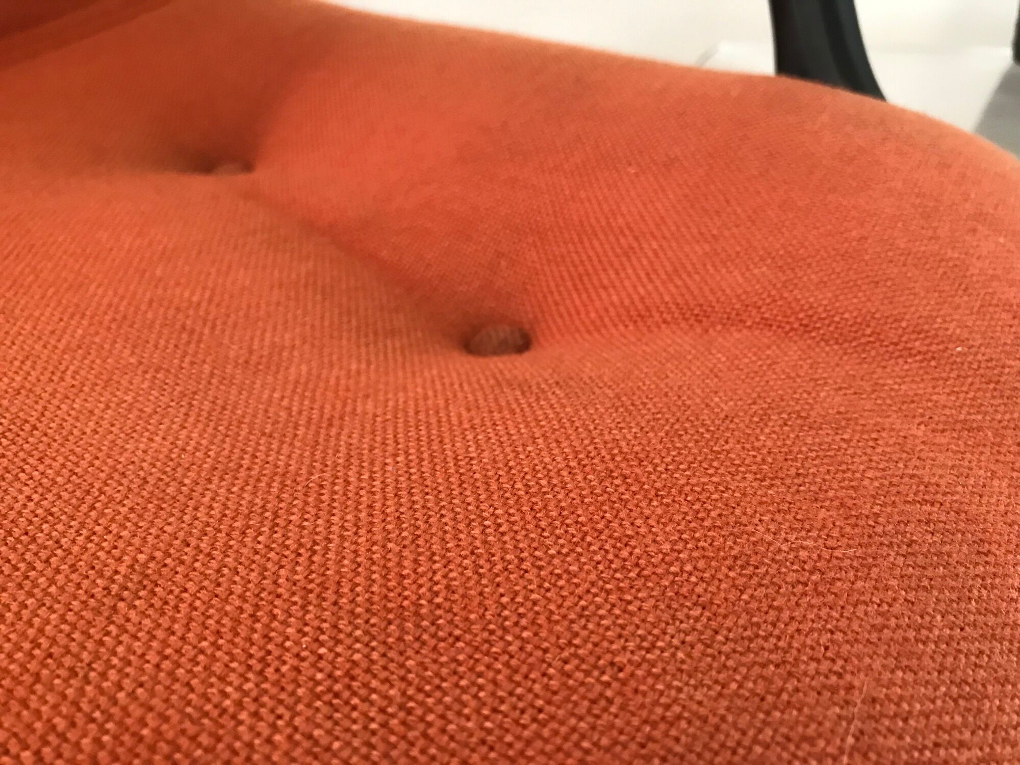 Vintage orange armchair model 451 with wheels by Steelcase Strafor, design by Randall Buck
