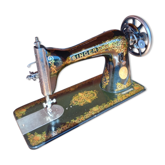 Singer sewing machine n°15k88