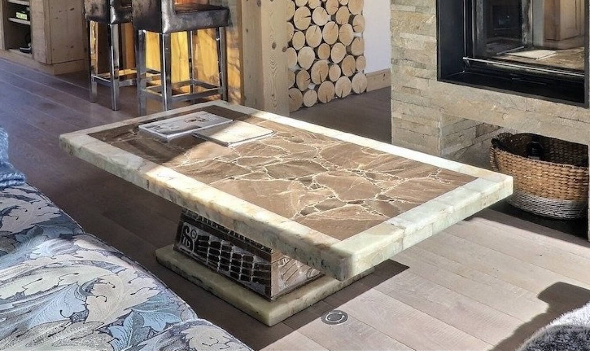 Vintage onyx coffee table signed Muller’s of Mexico