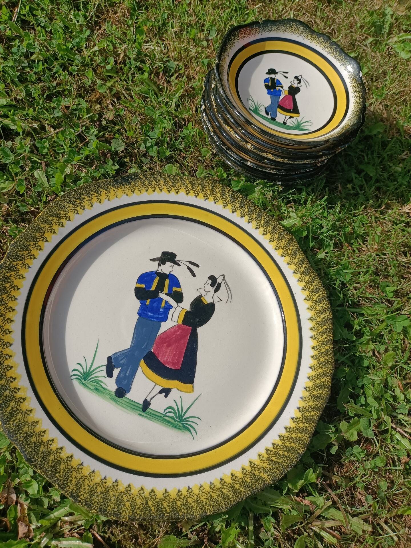 Henriot Quimper bowls