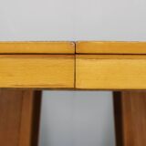 1970s Italian Extendable Dining Table in Maple Finish