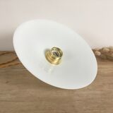 Flat opaline suspension