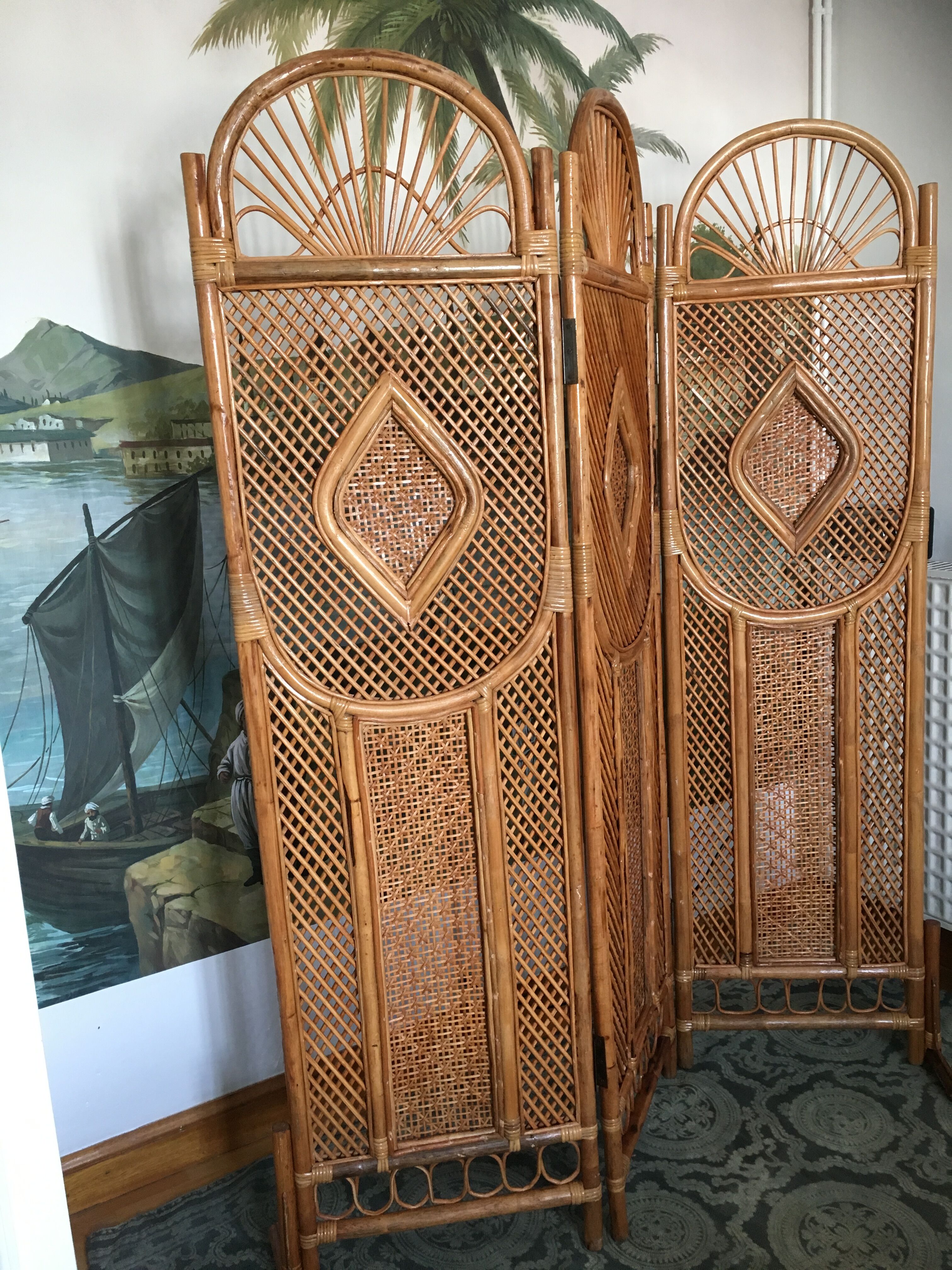 Beautiful folding screen, bamboo and rattan vintage 1970