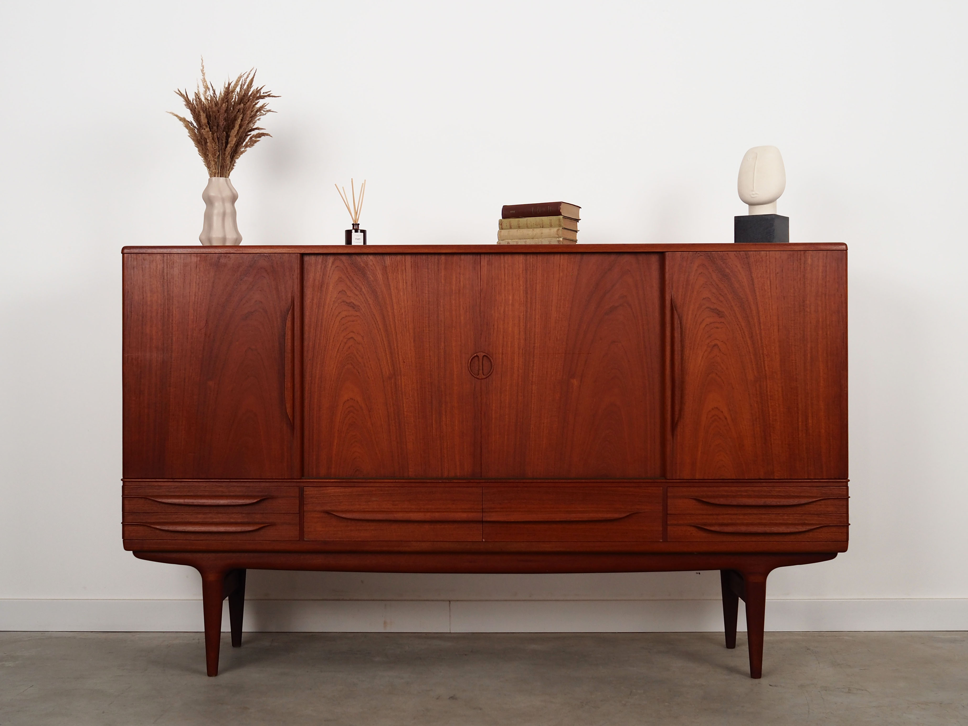 Teak highboard, Danish design, 1960s, designer: Johannes Andersen