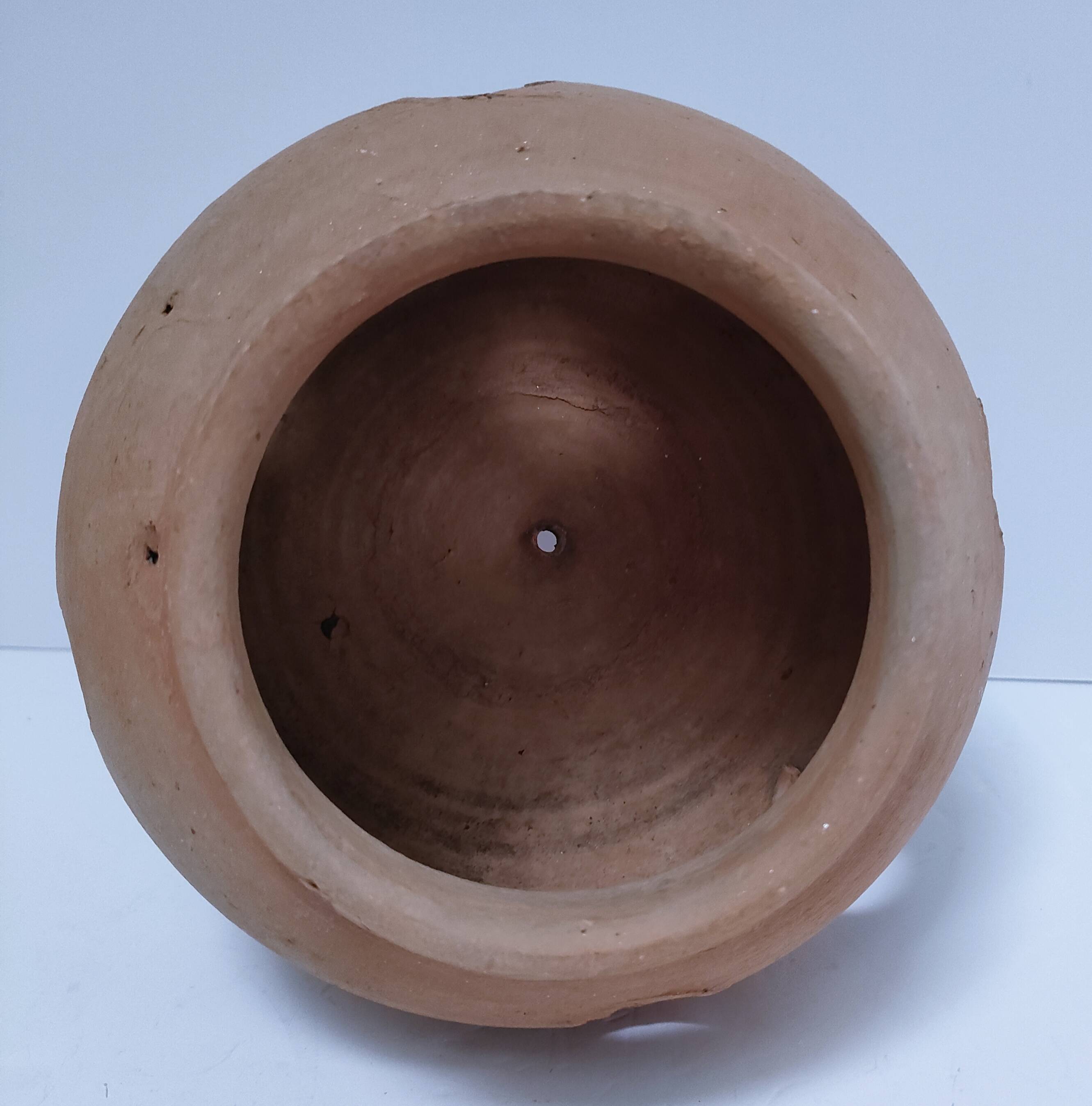 Vintage terracotta bulb pot