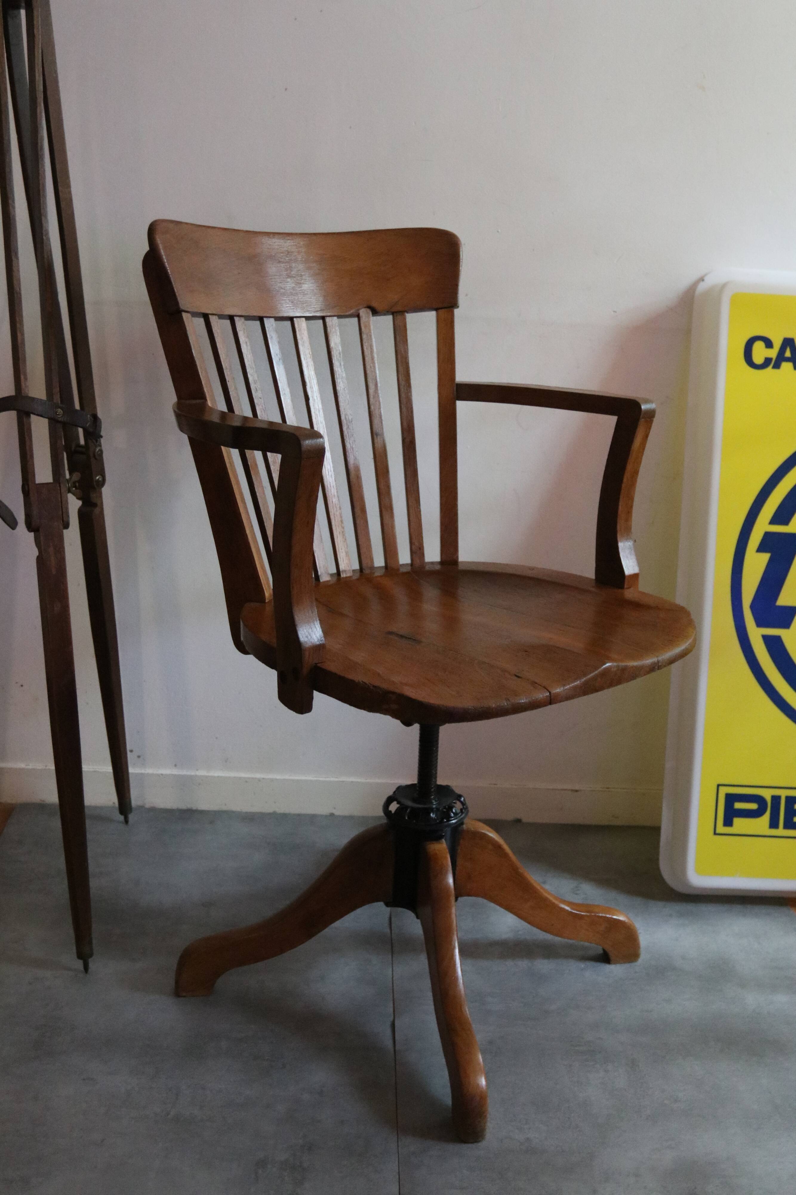 Office chair made of natural wood