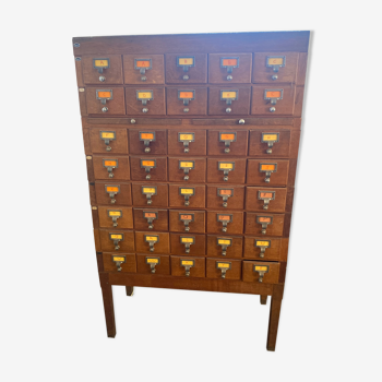 Librarian's cabinet