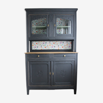 Buffet cupboard