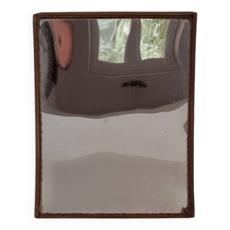 Miroir de foire déformant