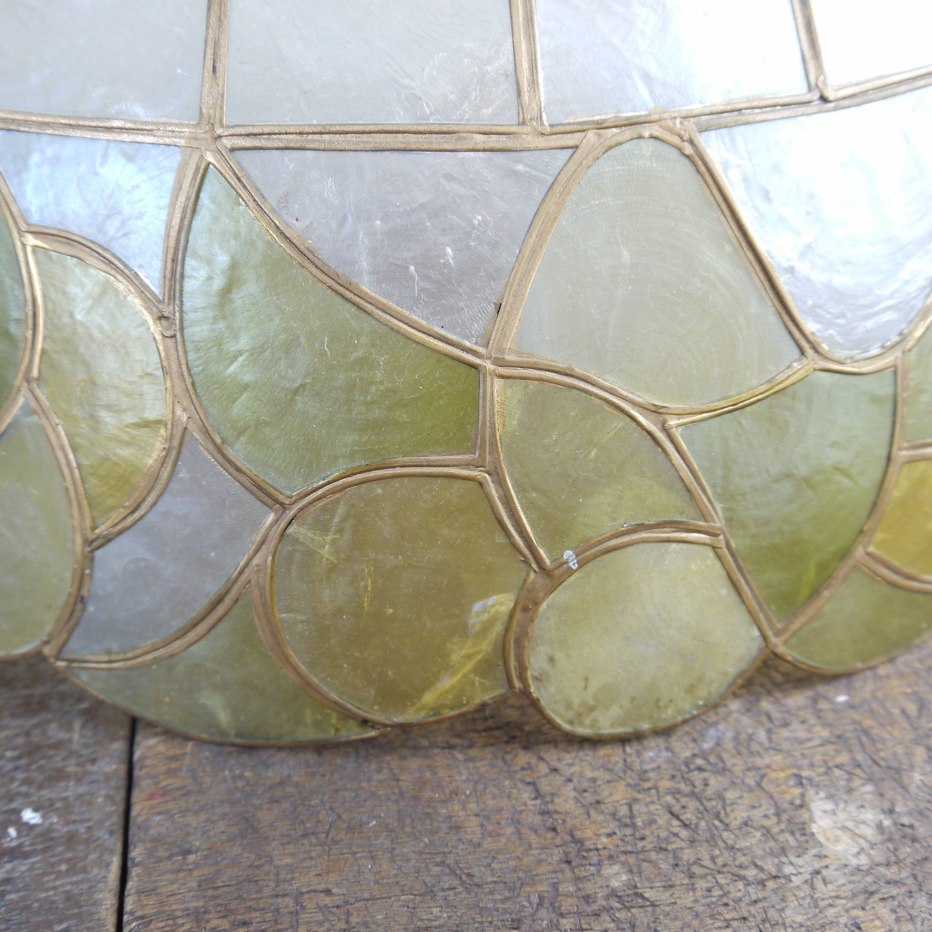 Large hanging in green mother-of-pearl and brass