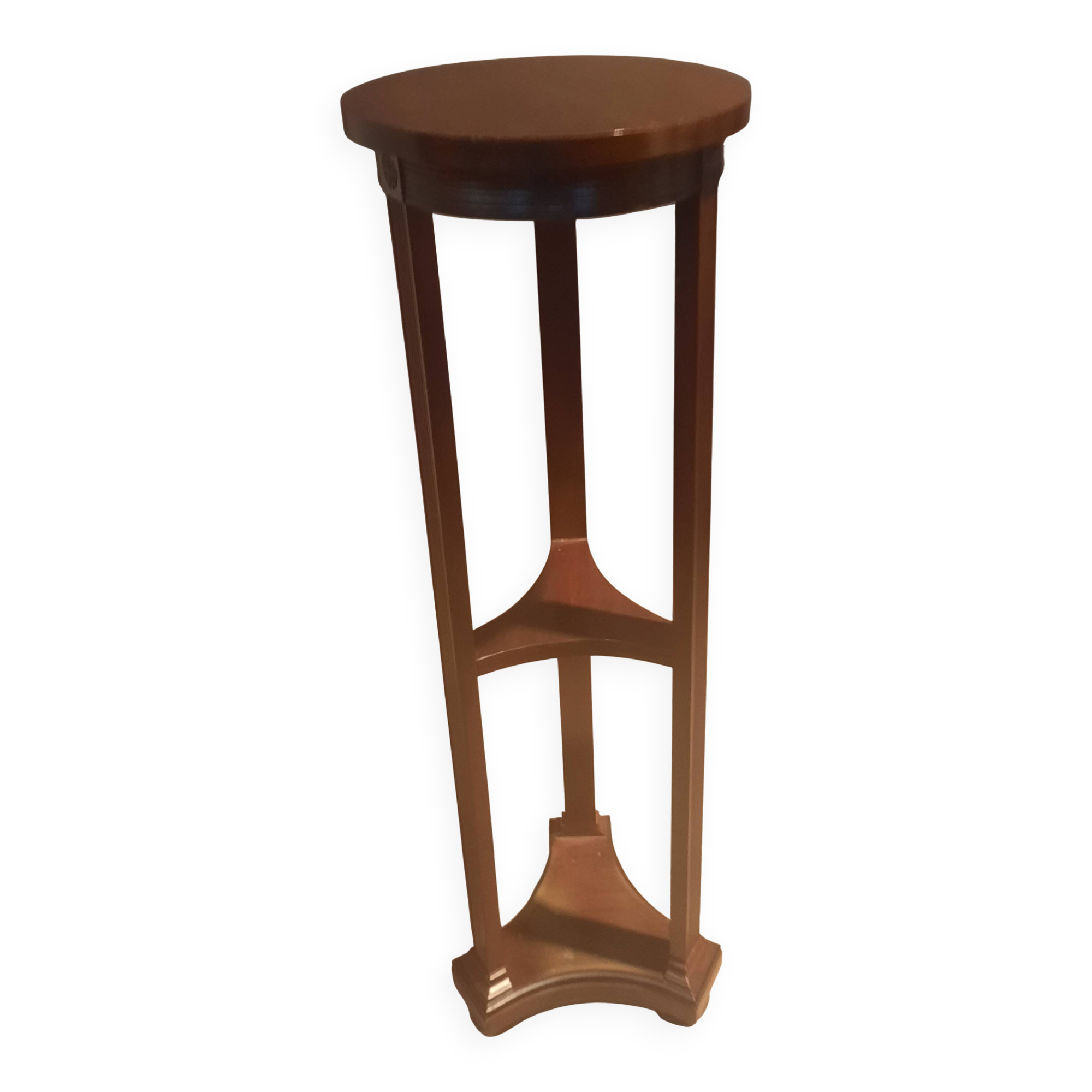 High circular stool