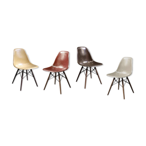 Lot de 4 chaises DSW