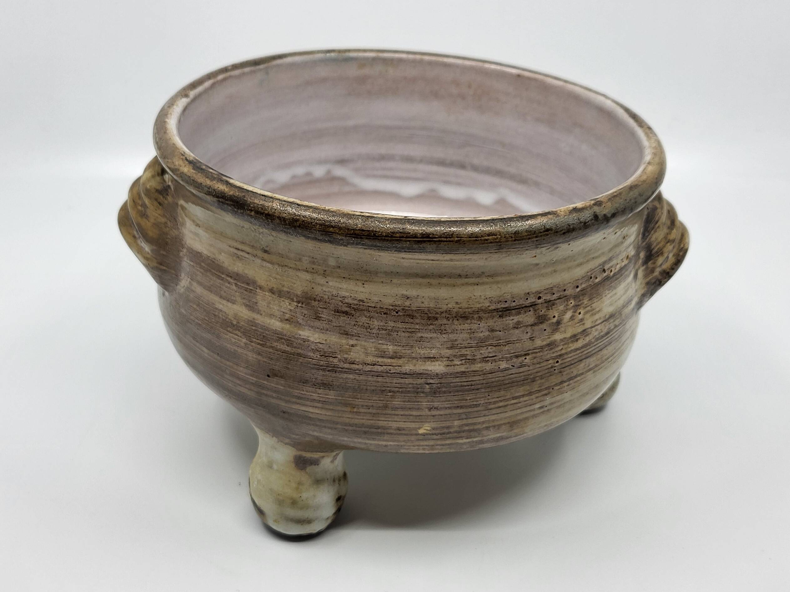 Jacques Pouchain tripod pocket emptier, Dieulefit workshop, French ceramics 1960