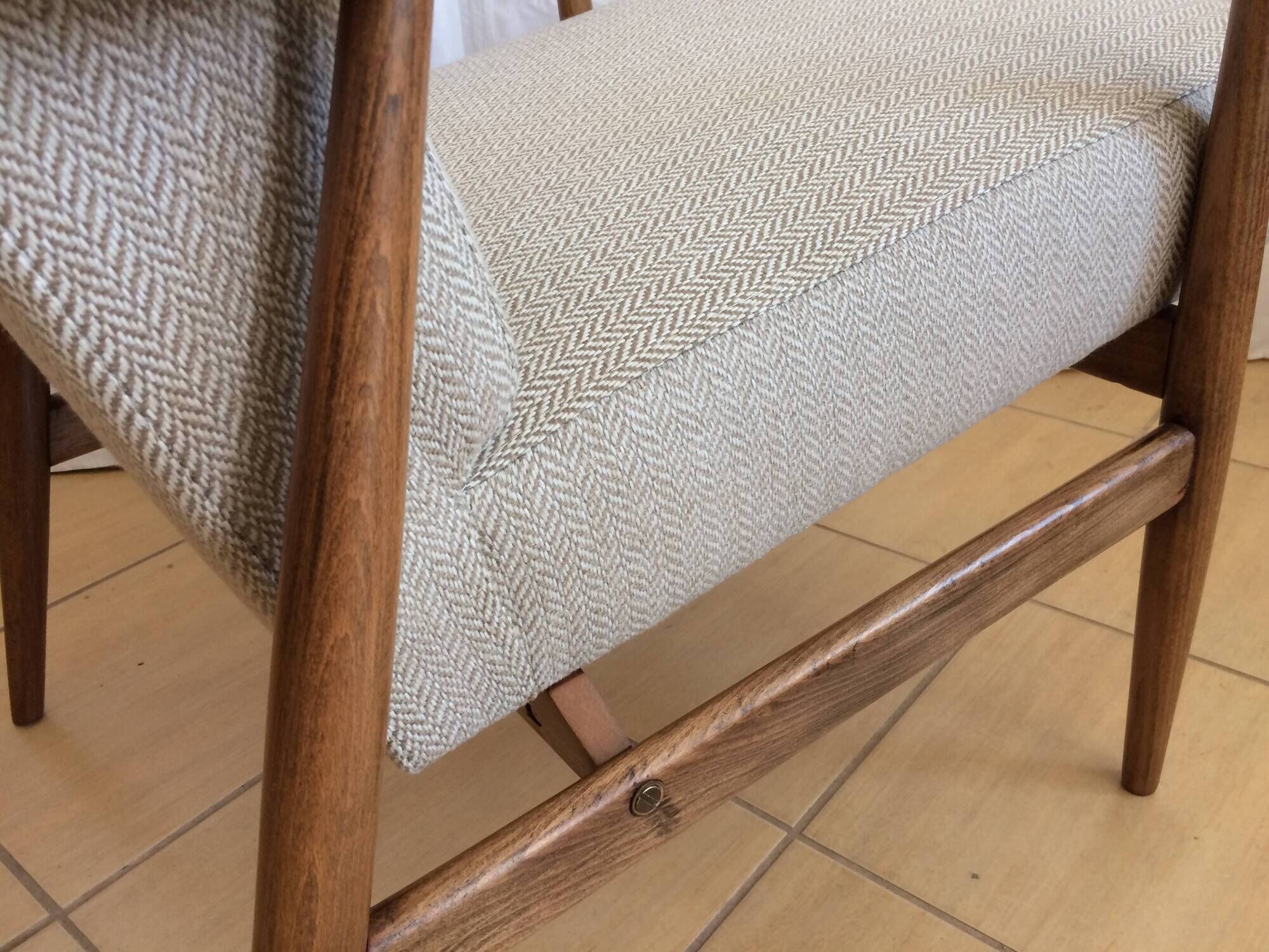 Vintage Mid Century Modern Armchair Model 300-190 by Polish Designer H. Lis from 1960s
