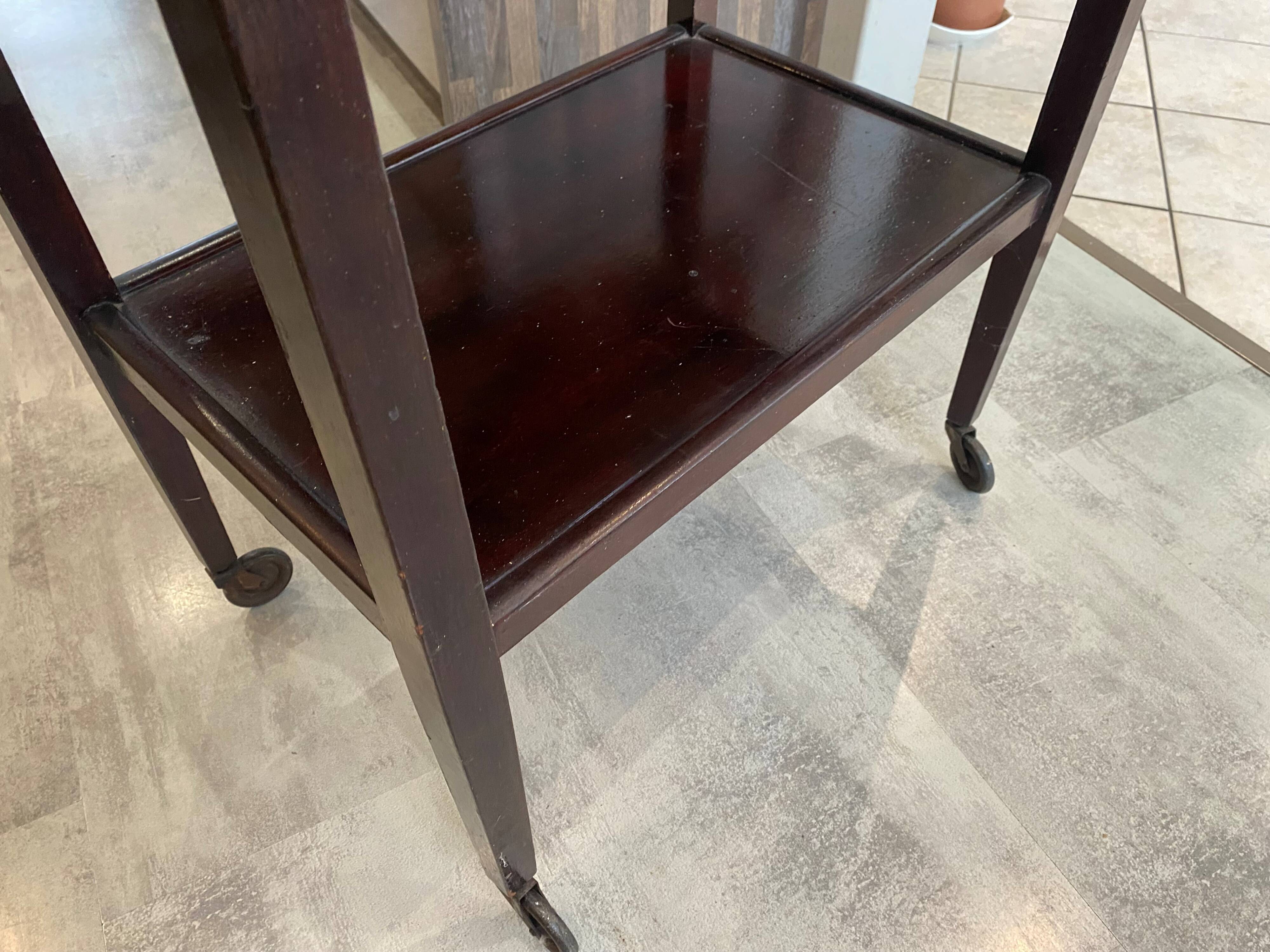 Rolling bar cart with 1 removable tray, Art Deco 1930.