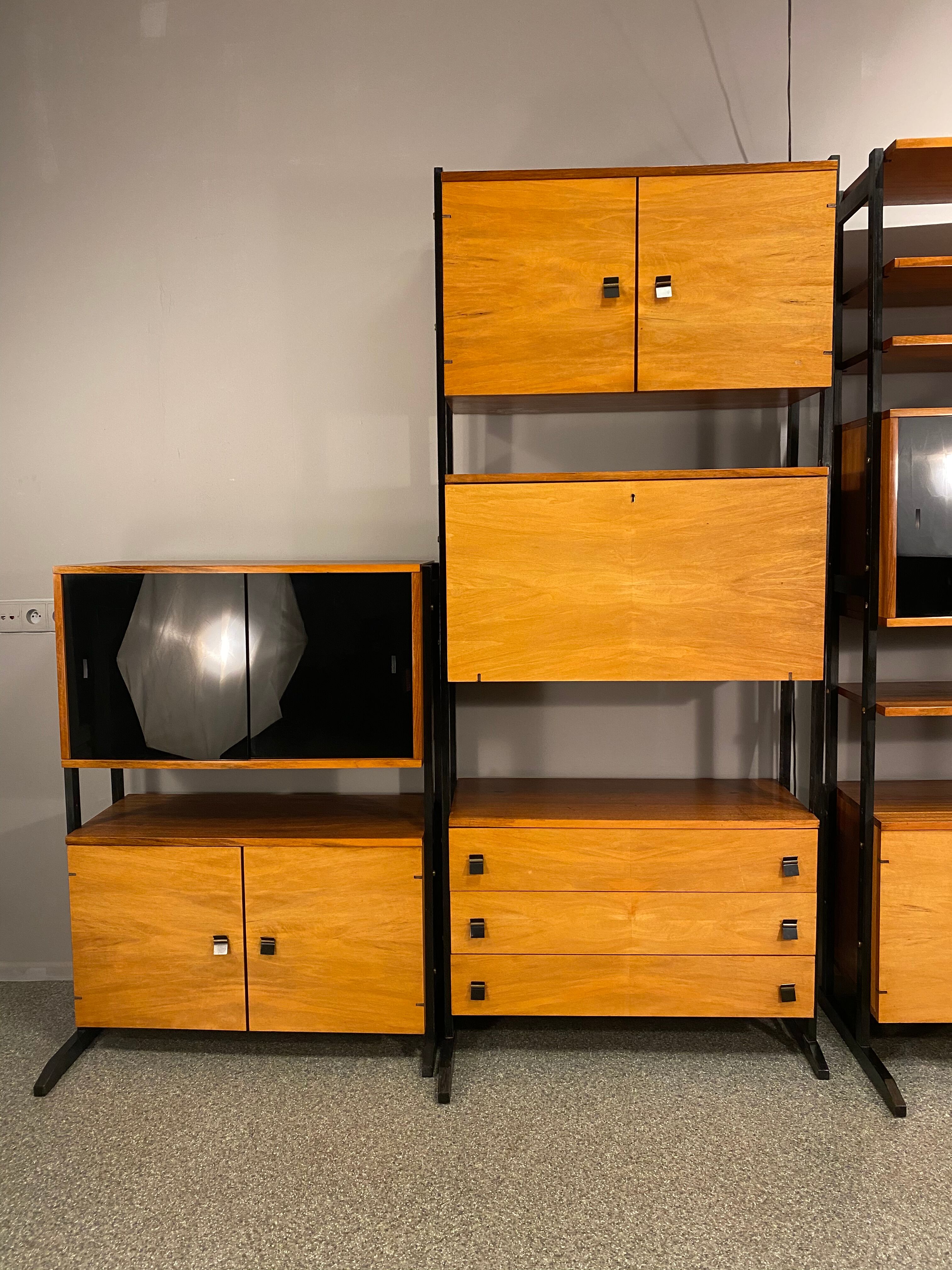 Book case Modular Walnut vintage 60’