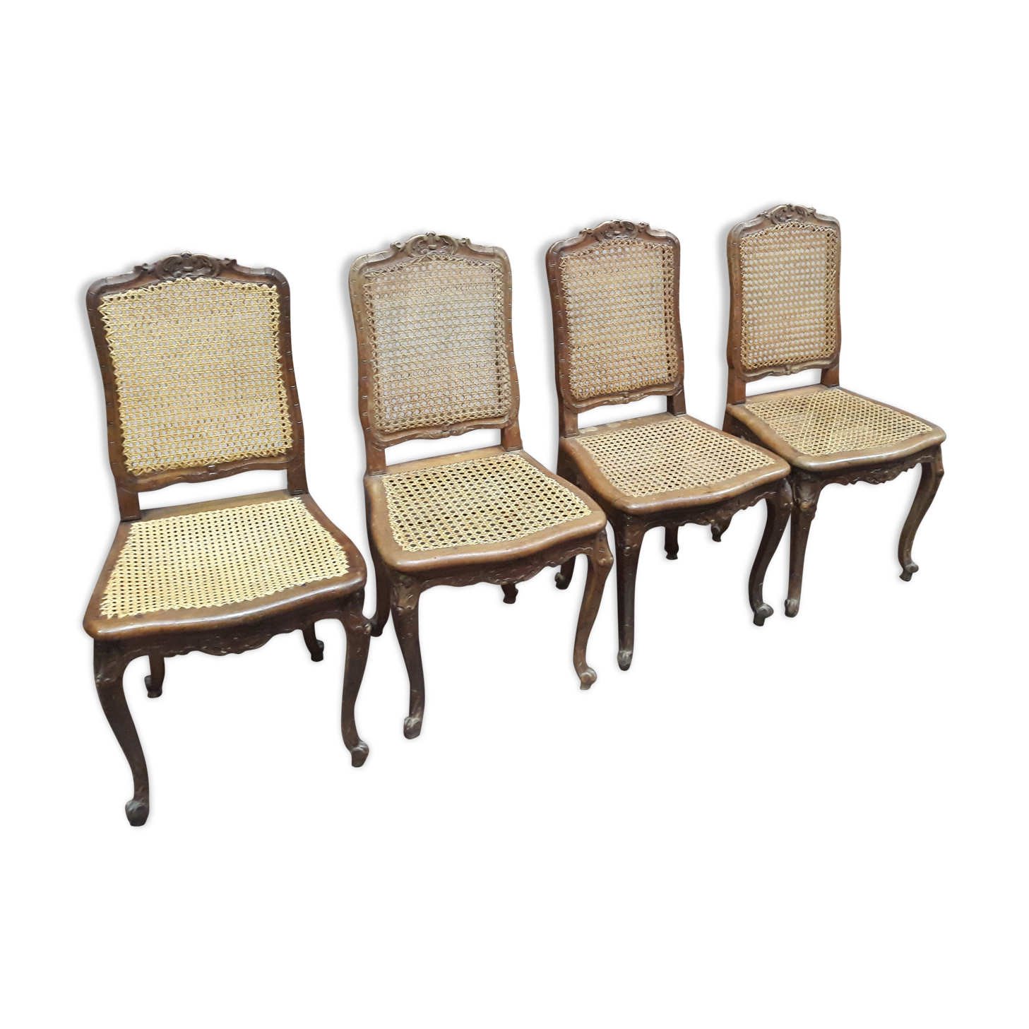 Série de 4 chaises style Louis XV
