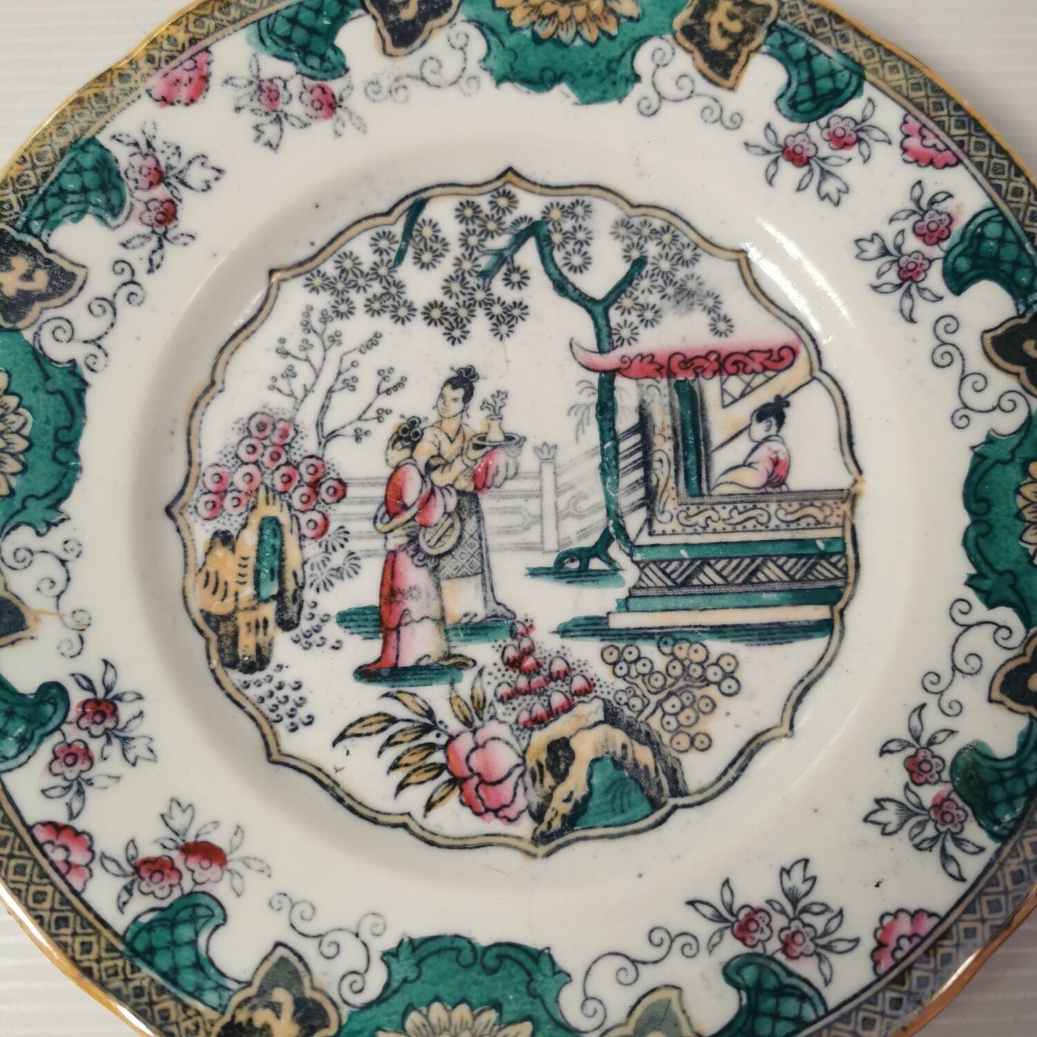 Boch Frères dessert plates Model Canton 1860 Japanese Polychrome decor